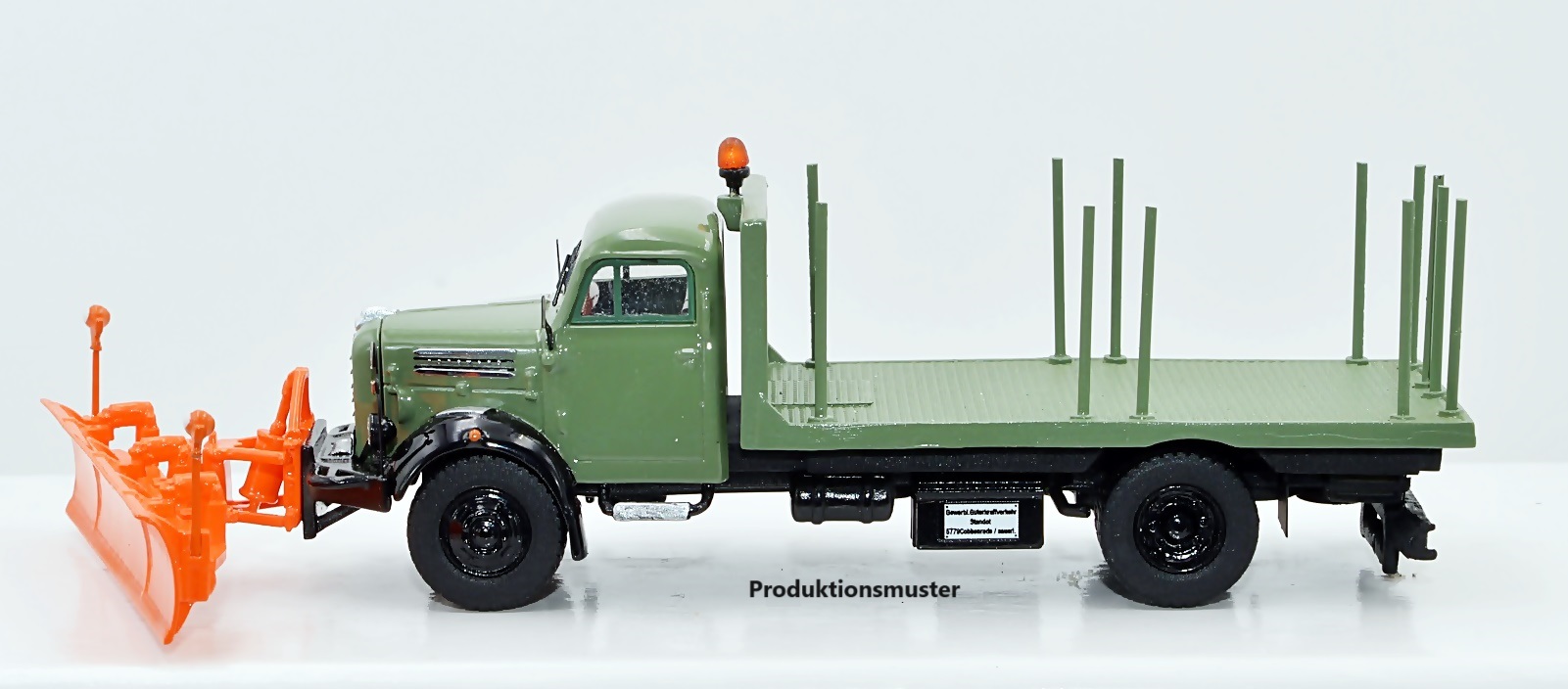 NA99050 Borgward B 4500 LKW mit Schneeräumer