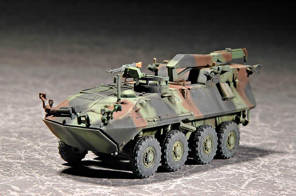 757269 USMC Light Armored Vehicl