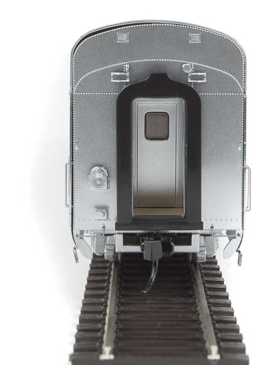 WalthersProto 9601 ATSF Gepäckwagen 85' Pulllman
