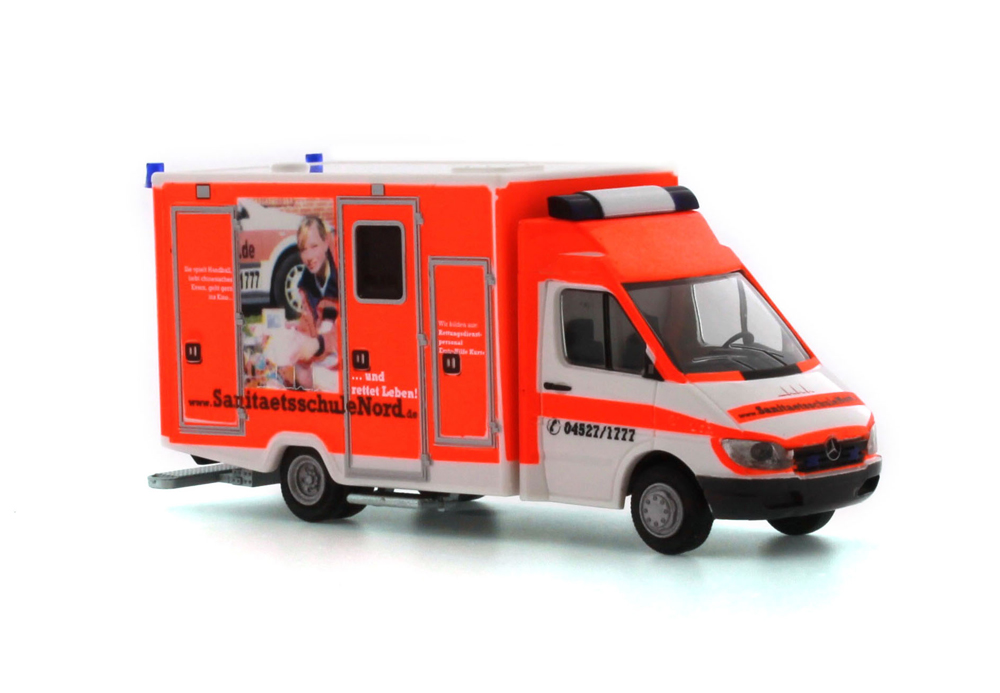 61798 MB Sprinter WAS-RTW Sanitätsschule Nord