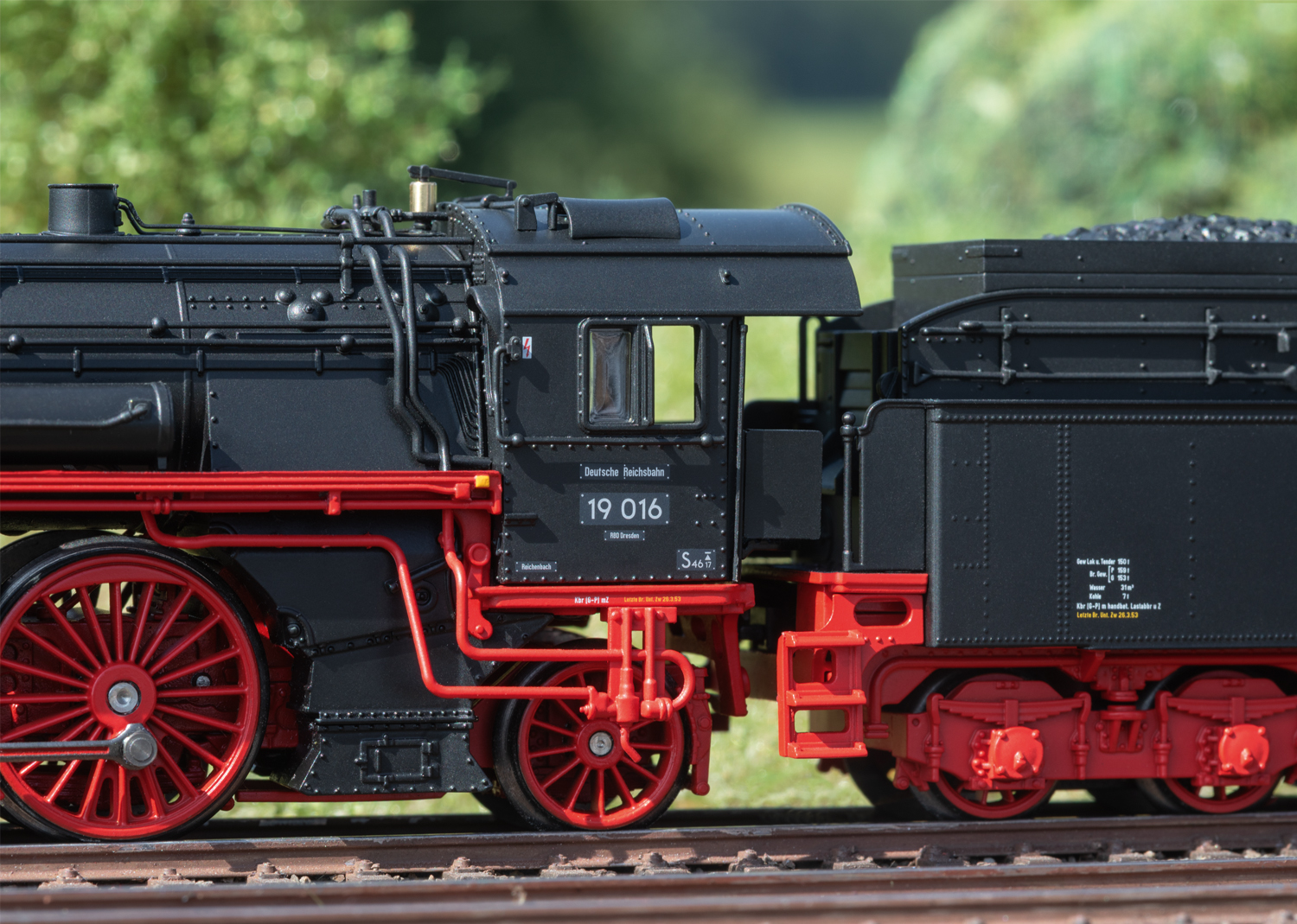 25019 DR Dampflok BR 19 016 Sachsenstolz Ep.3a