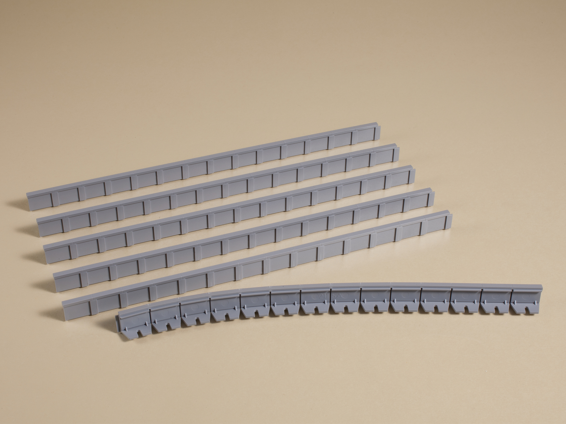 43587 Bahnsteigkanten 10 mm