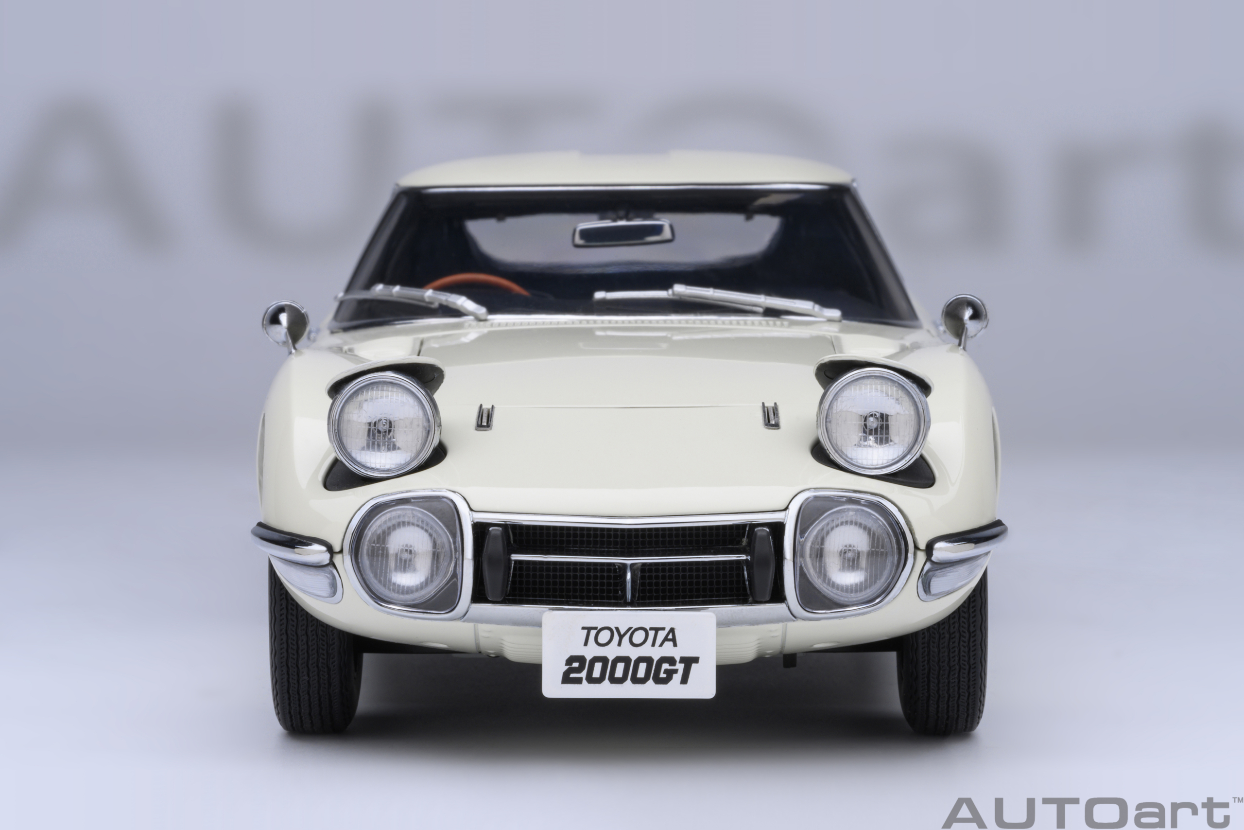 AUTOart 79546 Toyota 2000GT weiß (1967)