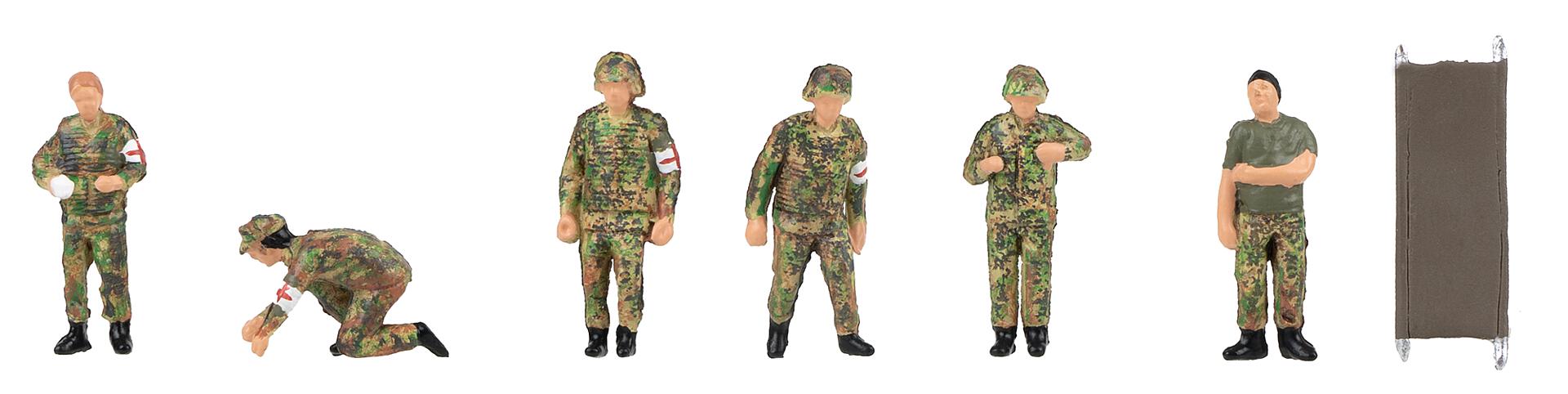 151752 Soldaten im Sanitätsdienst
