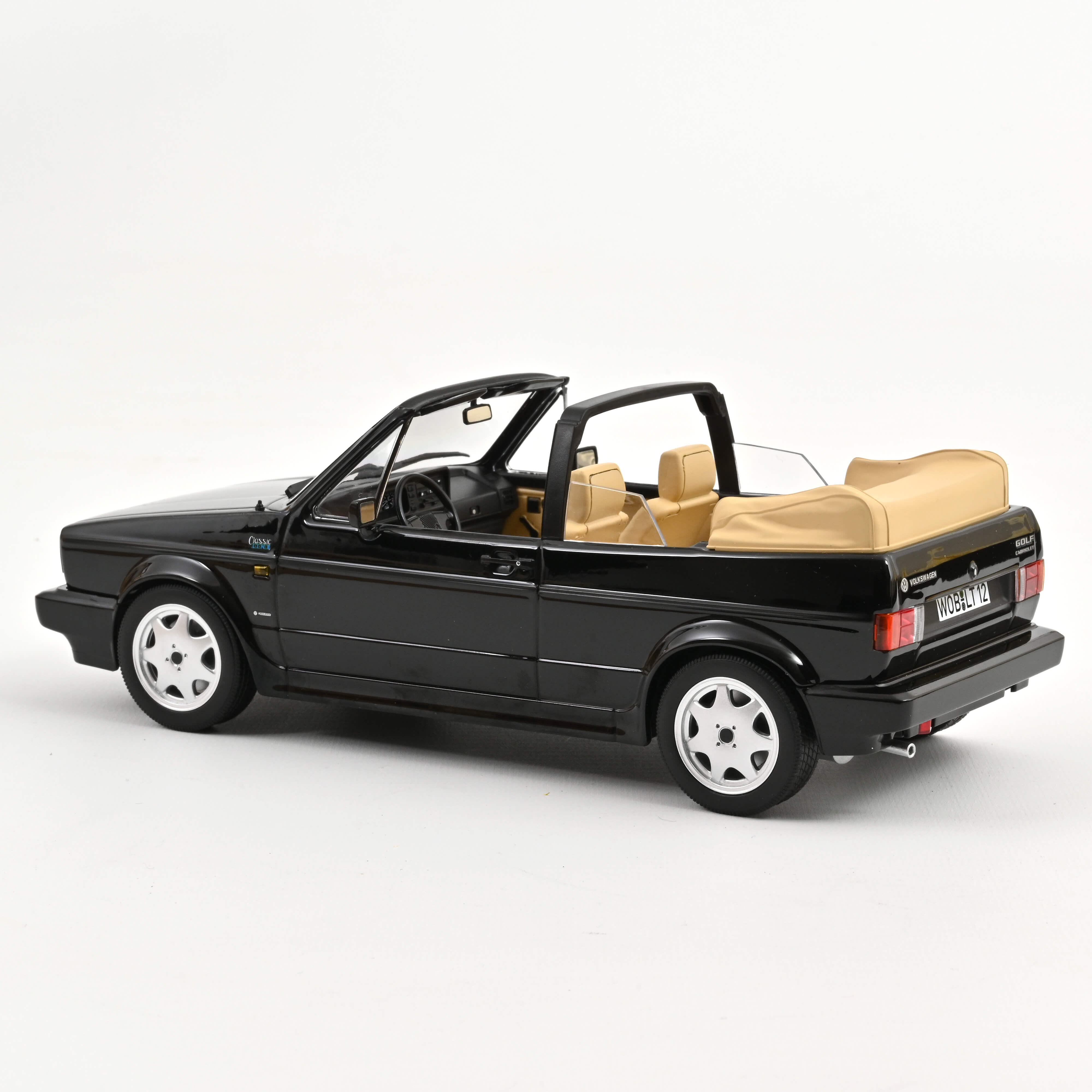 Norev 188568 VW Golf I Cabrio schwarz (1992)