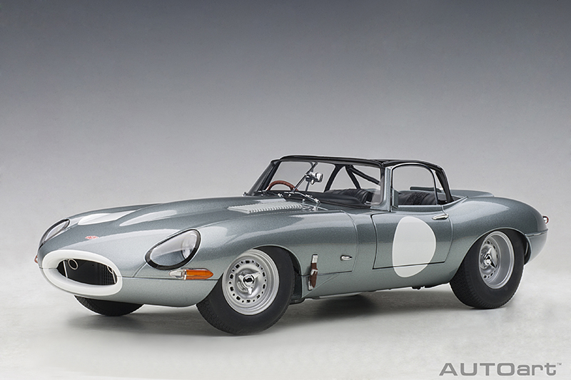 73646 Jaguar Lightweight E-Type 2015 silber