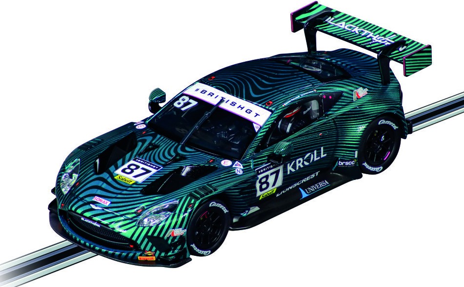 32069 DIG132 Aston Martin Vantage AMR GT3 Evo