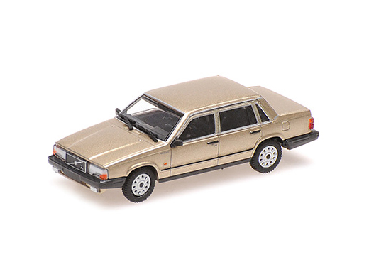 870171700 Volvo 740GL Lim. gold
