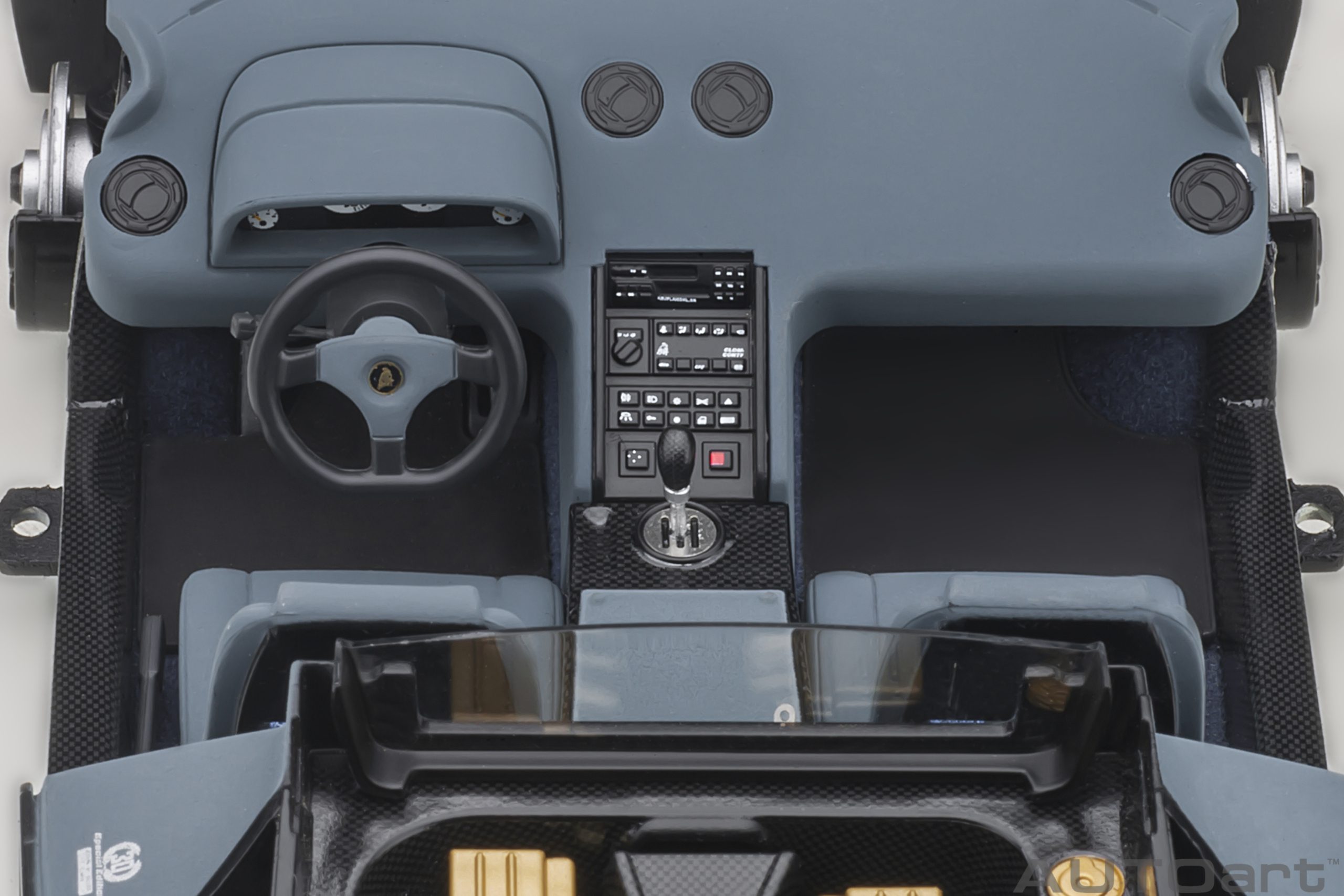AUTOart 79158 Lamborghini Diablo SE30 1993 lila