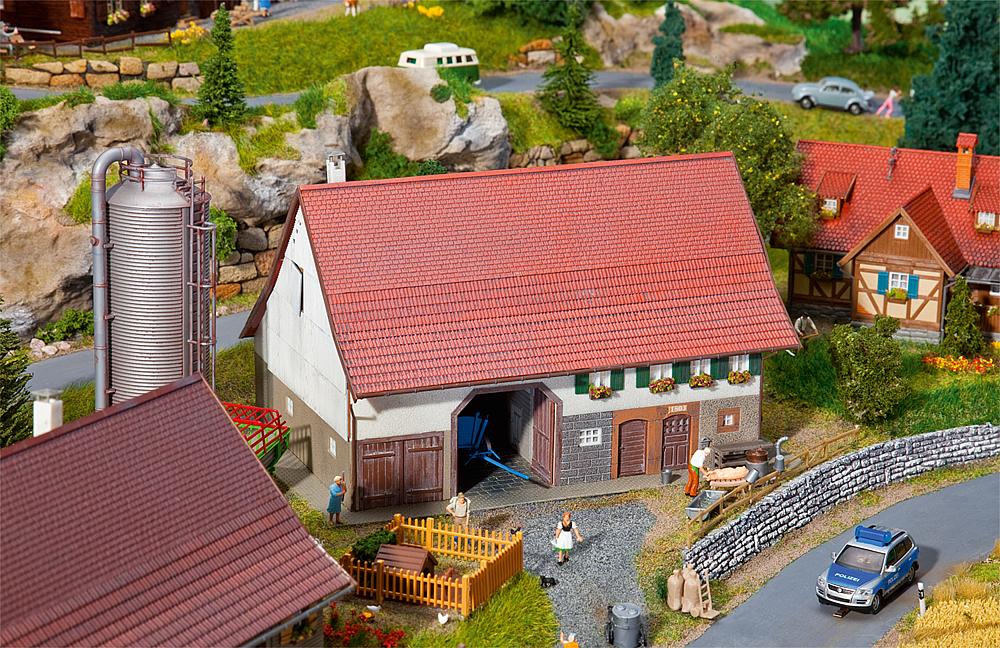 130535 Großes Bauernhaus