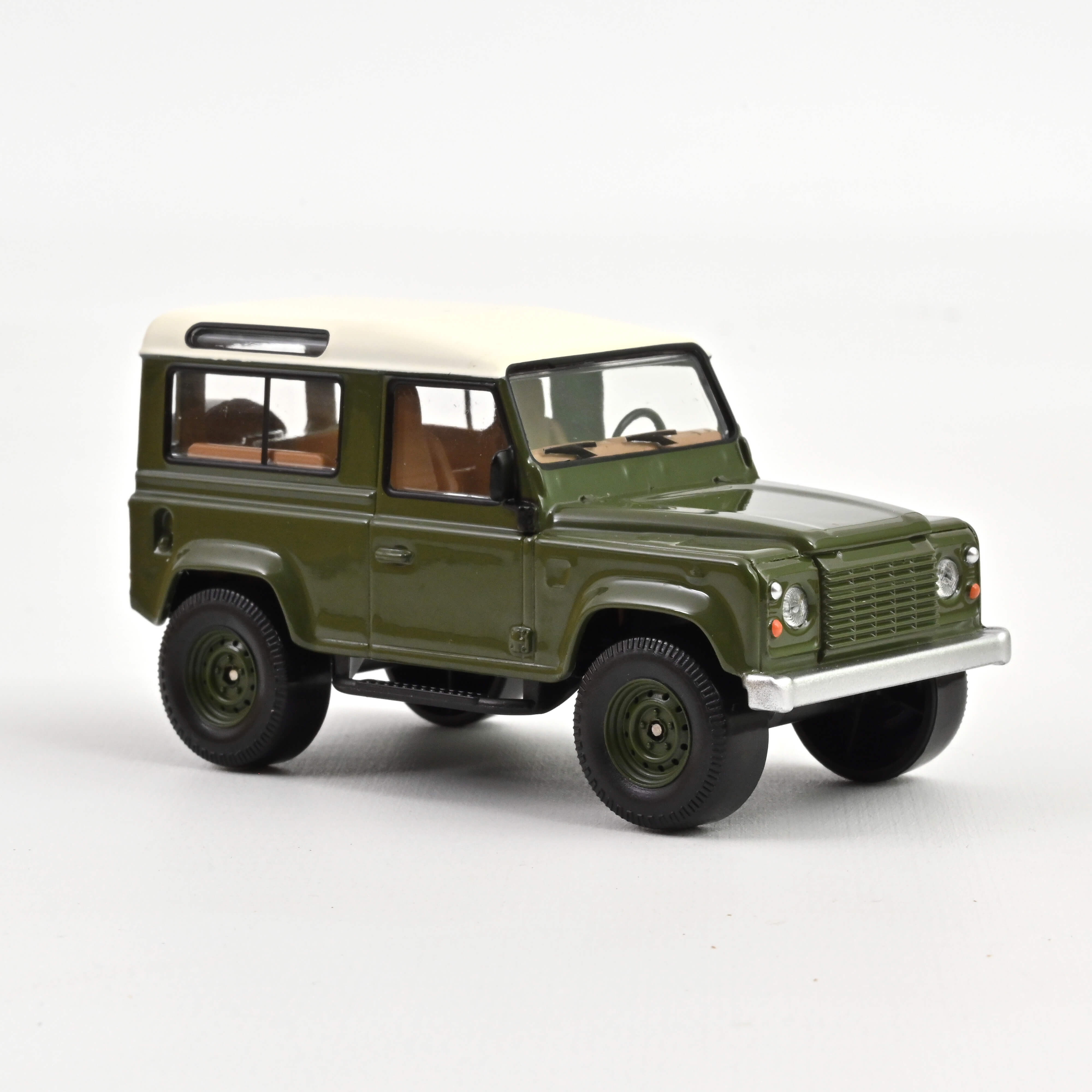Norev 845110 JetCar: Land Rover Defender olive/weiß
