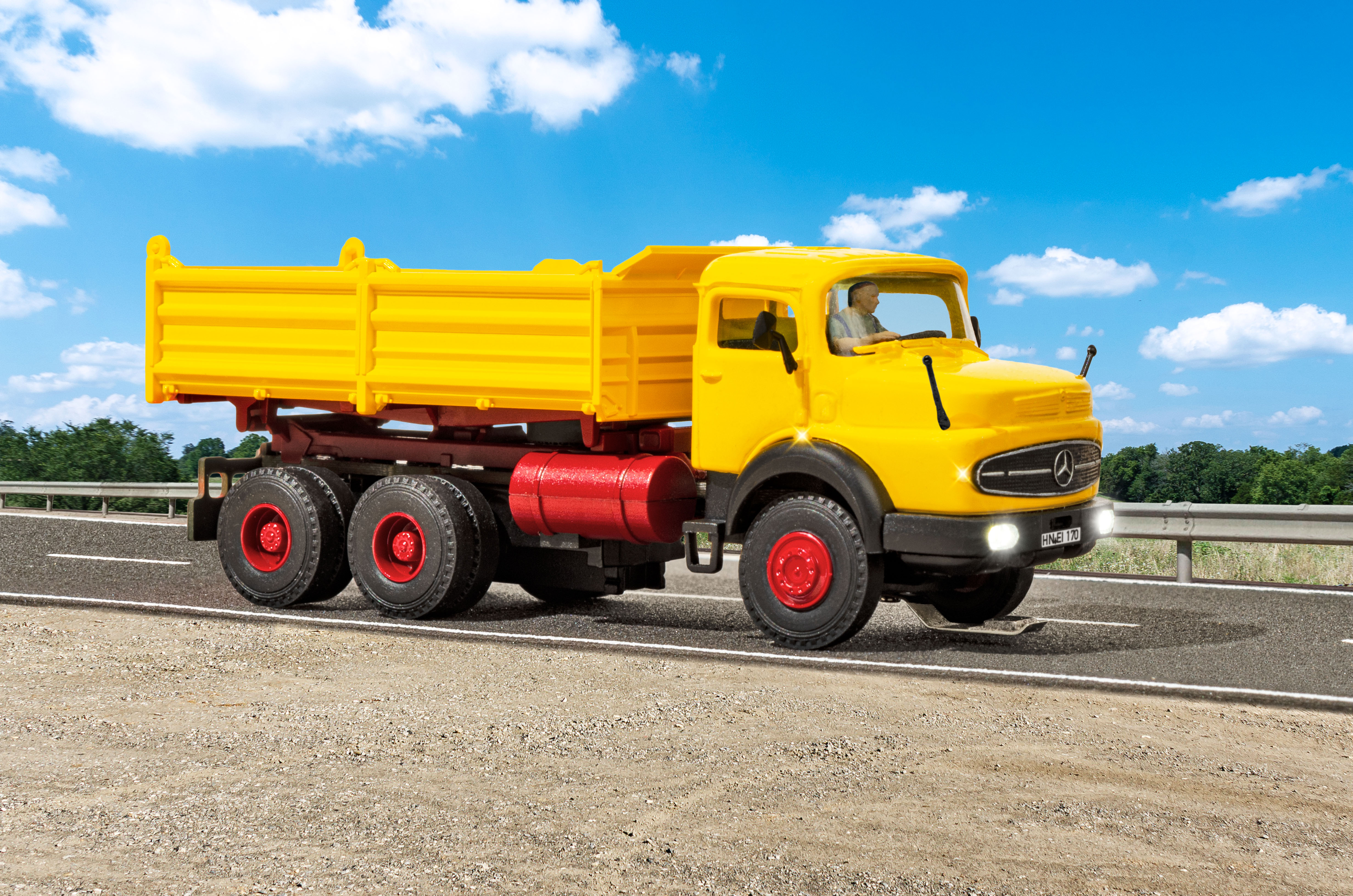 Viessmann 8020 CarMotion: MB Rundhauber Muldenkipper