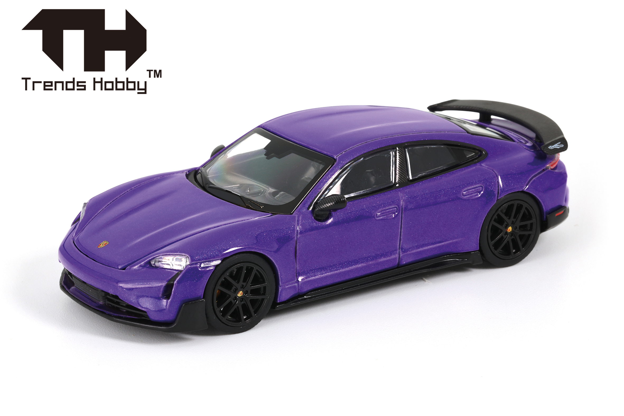 864TH000008 Trends Hobby: Porsche Taycan Turbo lila