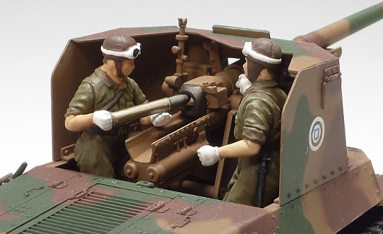 Tamiya 35331 Japan Type 1Self -Propelled & 6 Fig.