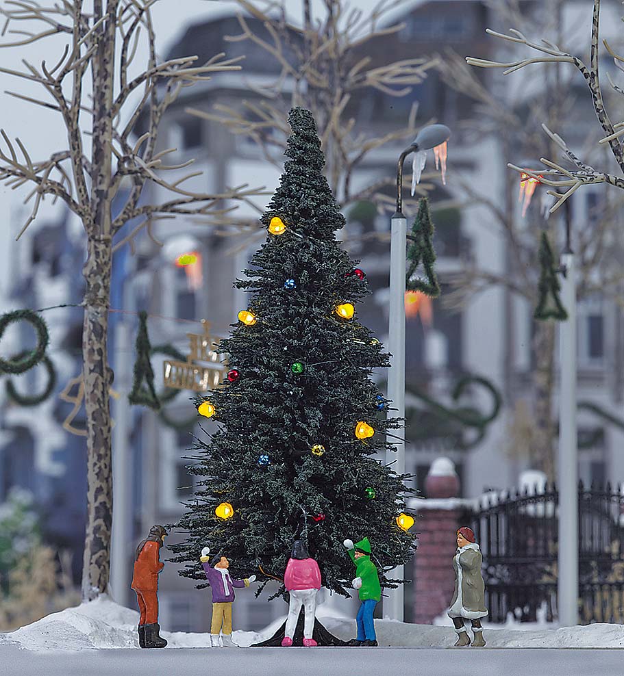 5413 Beleuchteter Weihnachtsbaum