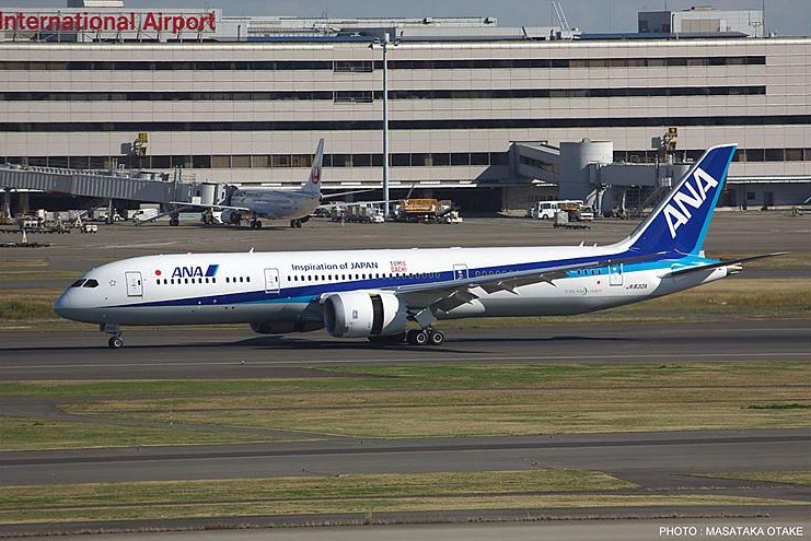 610721 Boeing 787-9 ANA
