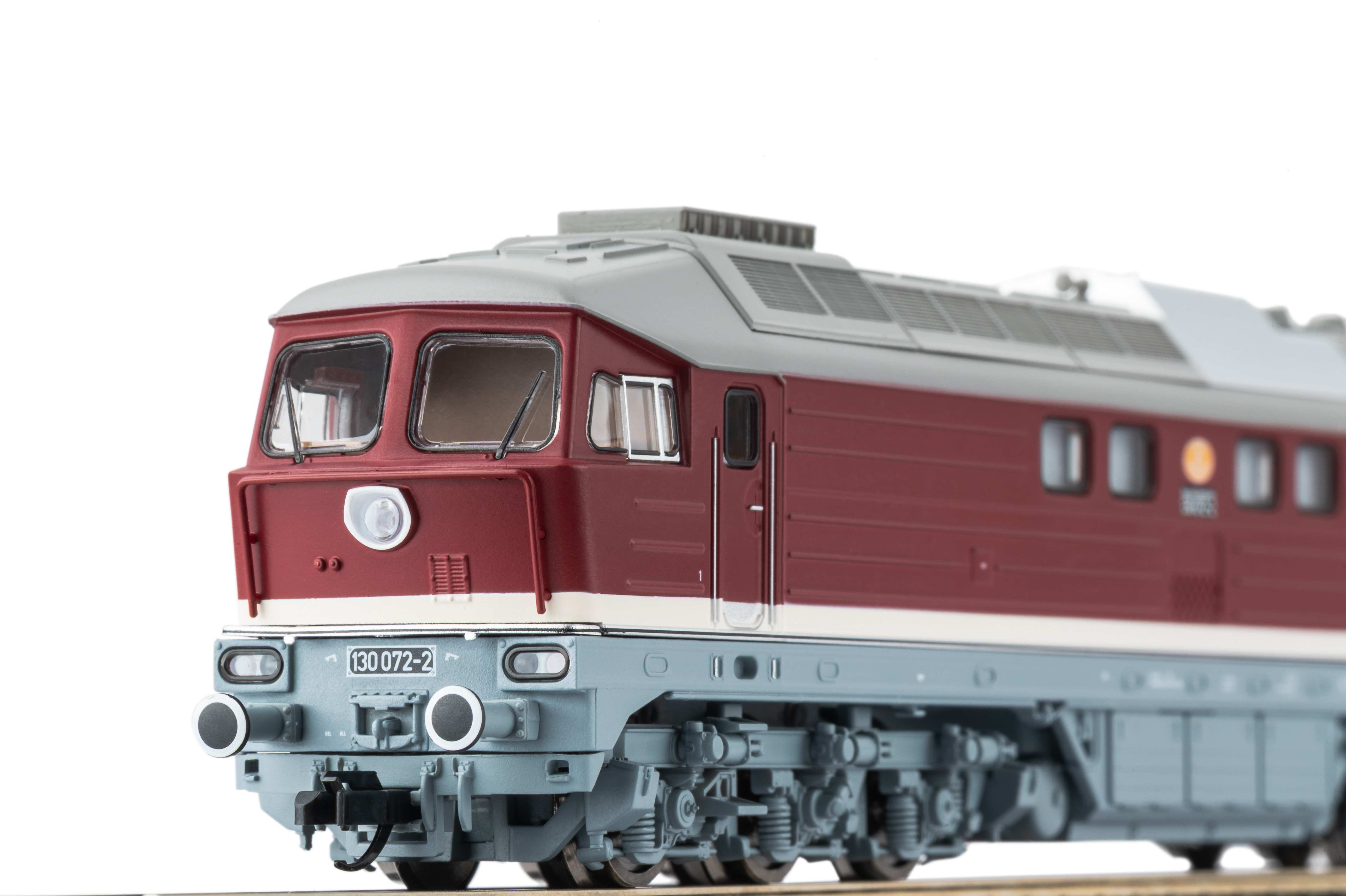 Piko 47331 DR Diesellok BR 130 m. Widersta.br. Ep.4