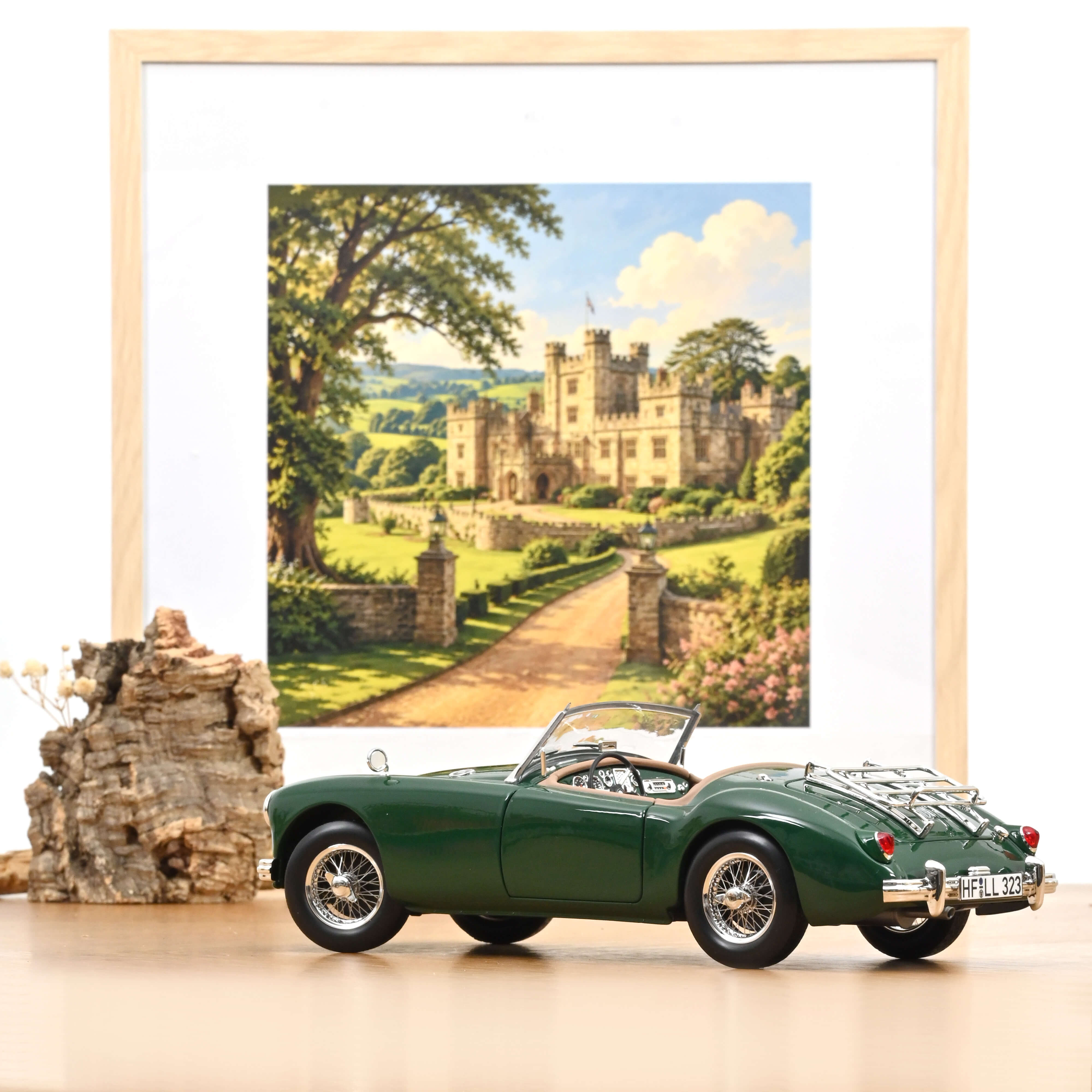 Norev 182610 MGA Roadster racinggreen (1955)