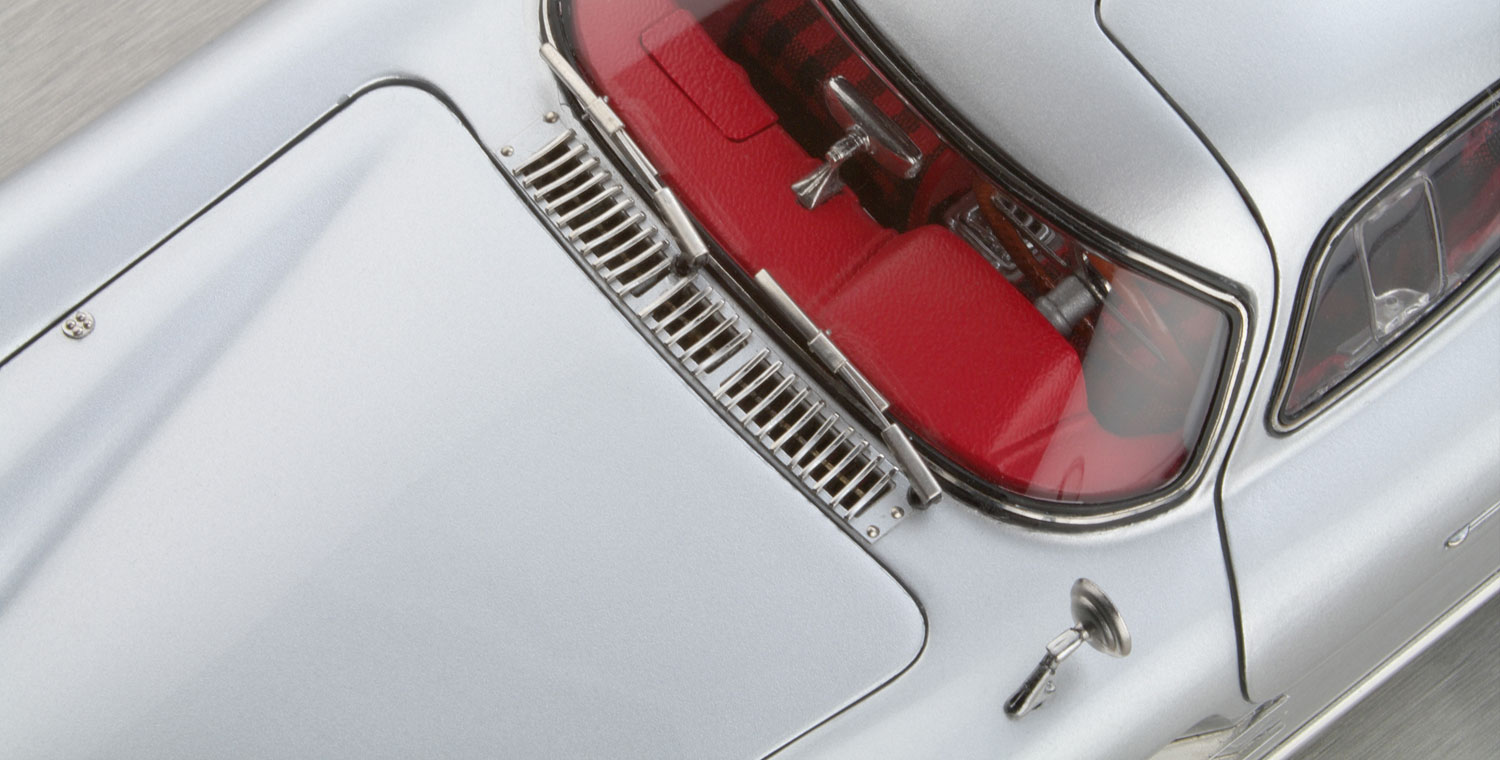 M-076 MB 300 SLR Coupé 1955, rotes Interieur