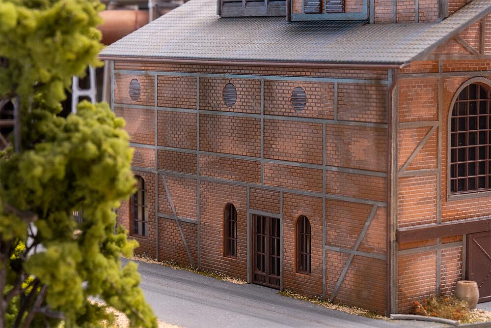 130024 Gebläsehalle mit Rohrleitunge