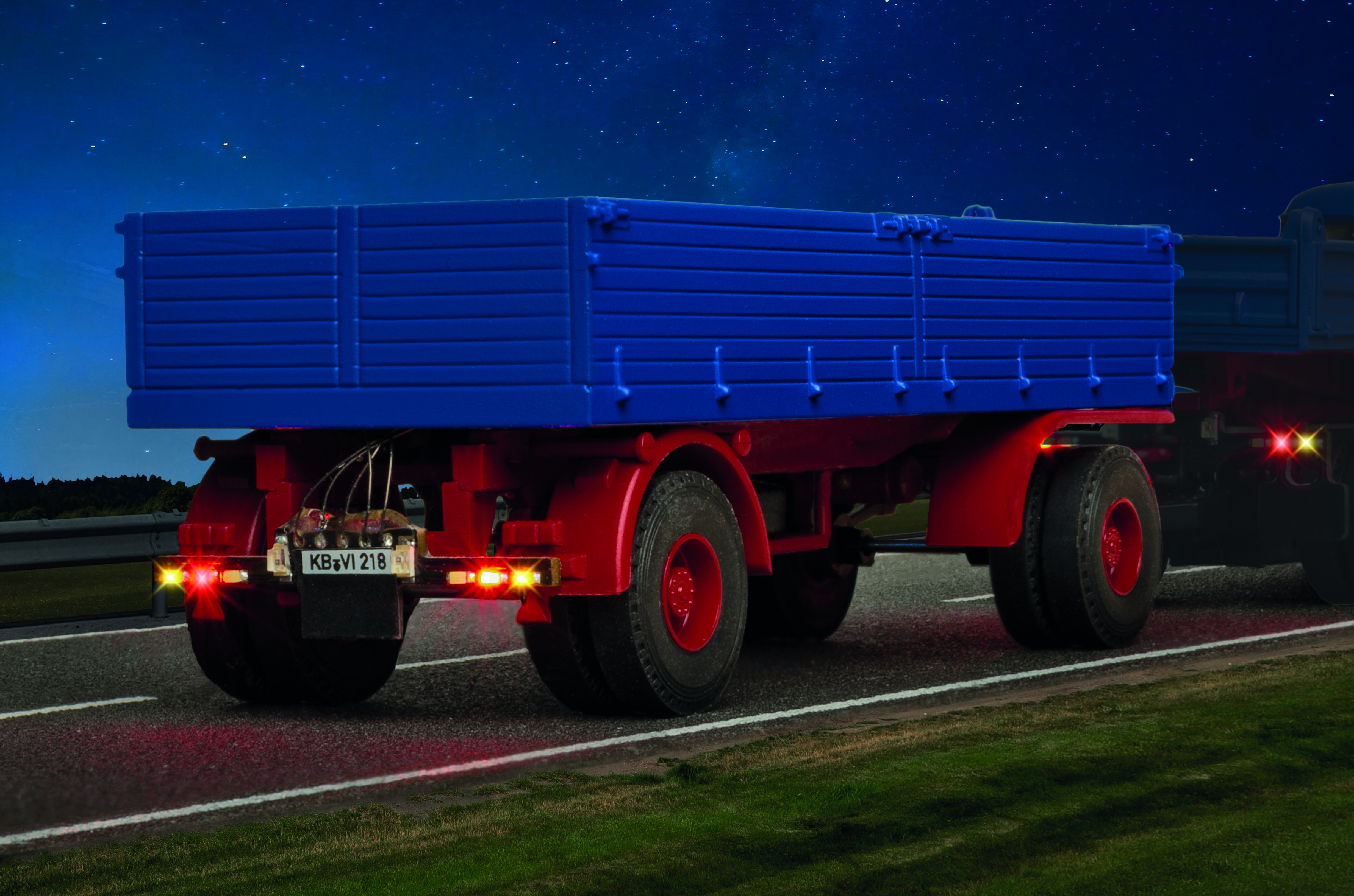 8218 CarMotion: 2a Kipp-Anhänger blau
