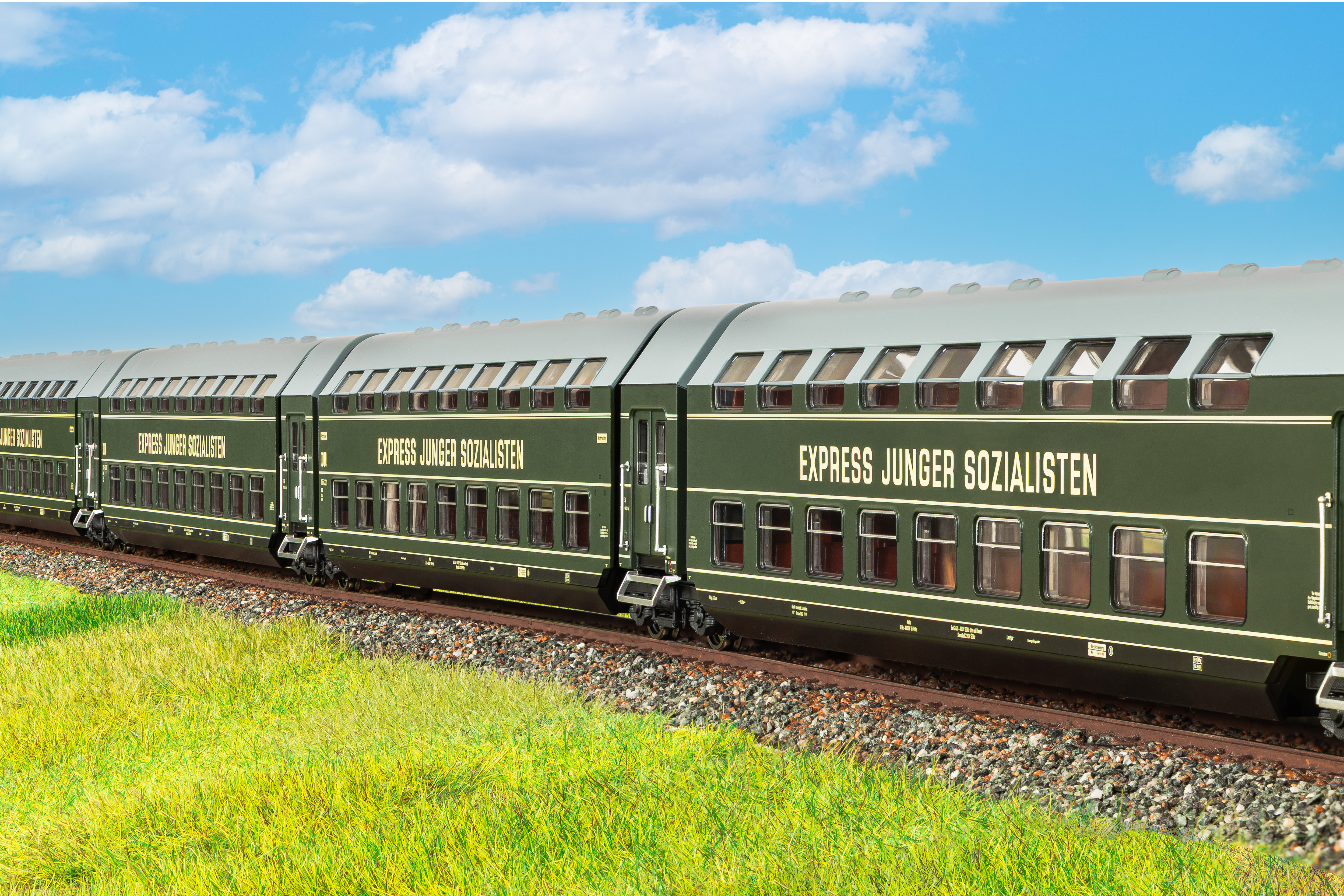 53125 DR Doppelstock-Gliederzug DGBe12