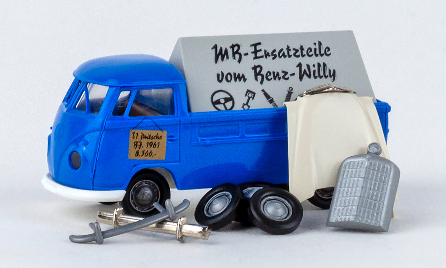 10223 MiniKit: VW T1/2b mit Ladegut Veterama