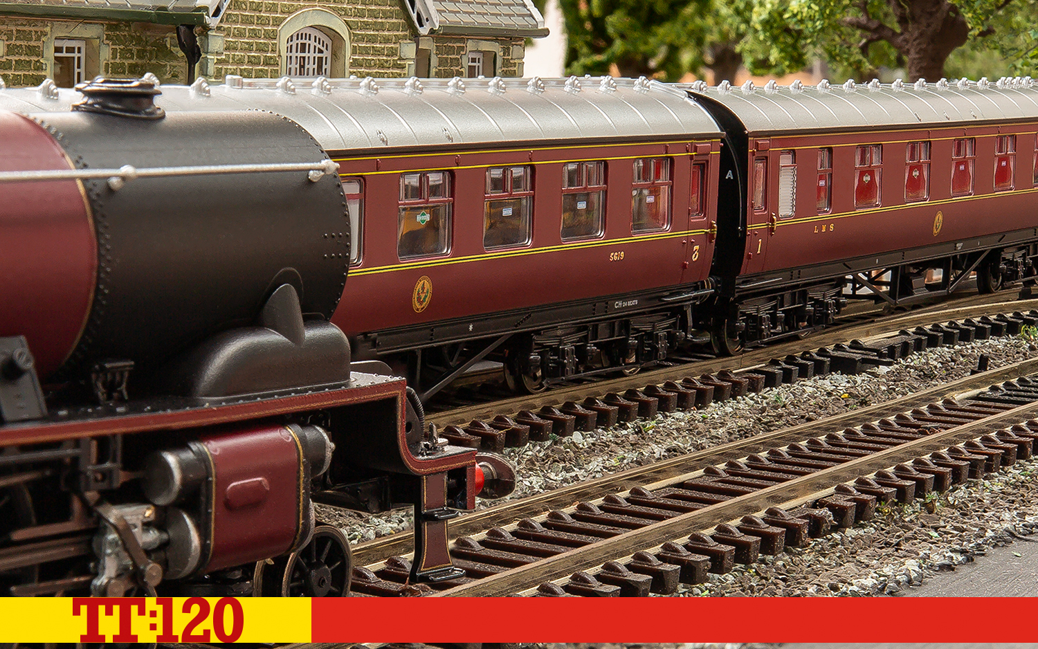 TT4008 LMS 57' Corridor Third 1716 Era 3