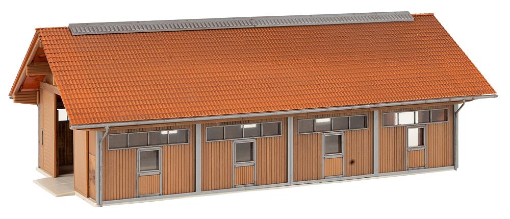 130583 Bauernhaus mit Stallung und Garage