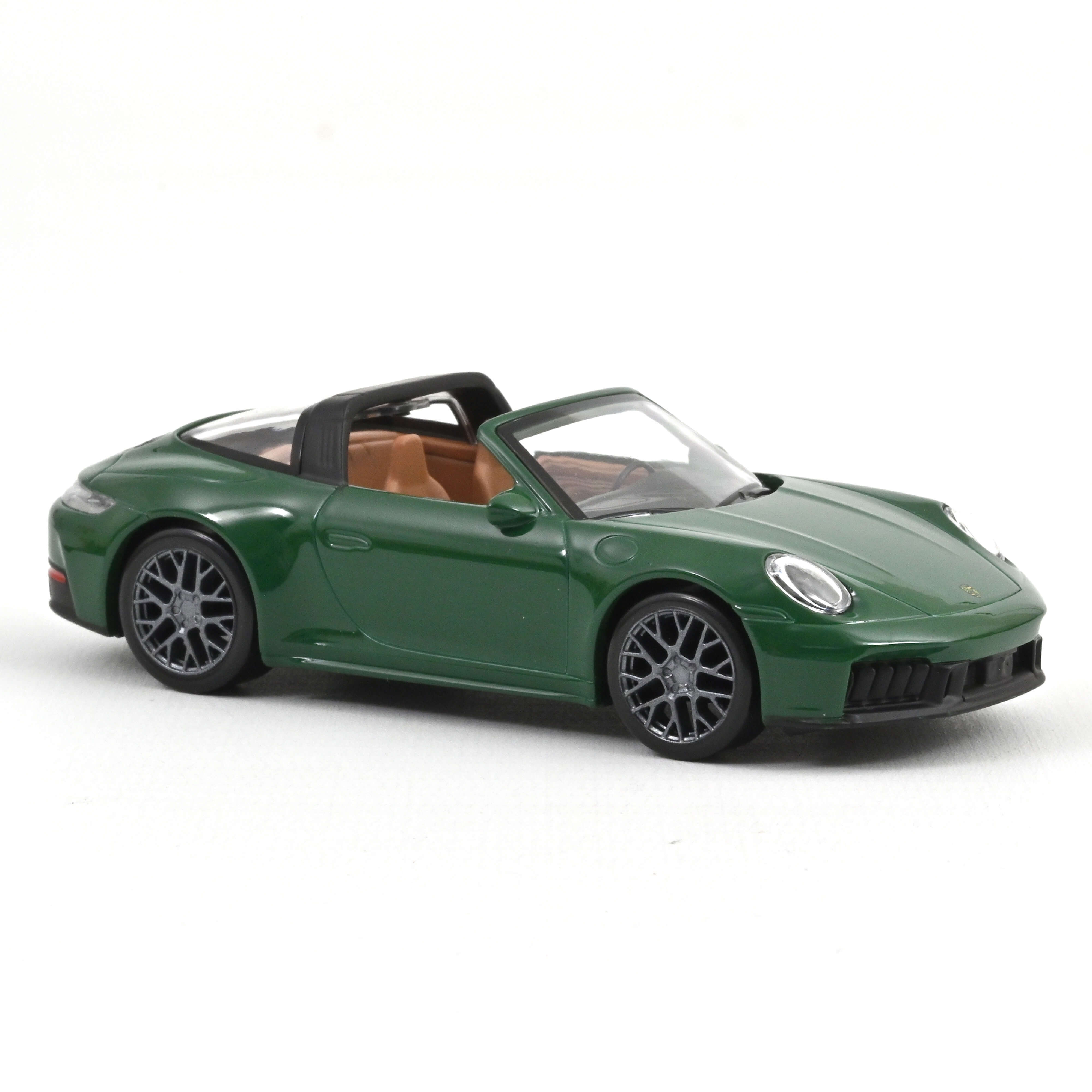 Norev 750074 JetCar: Porsche 911 GTS racing green