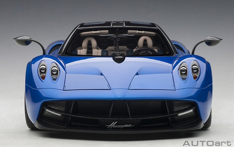 AUTOart 12232 Pagani Huayara blaumetallic 2011