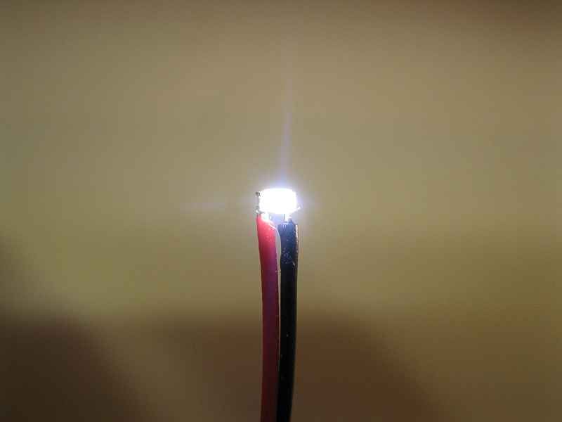 50028 LED SMD 0603 mit Kabel kaltweiß für Car