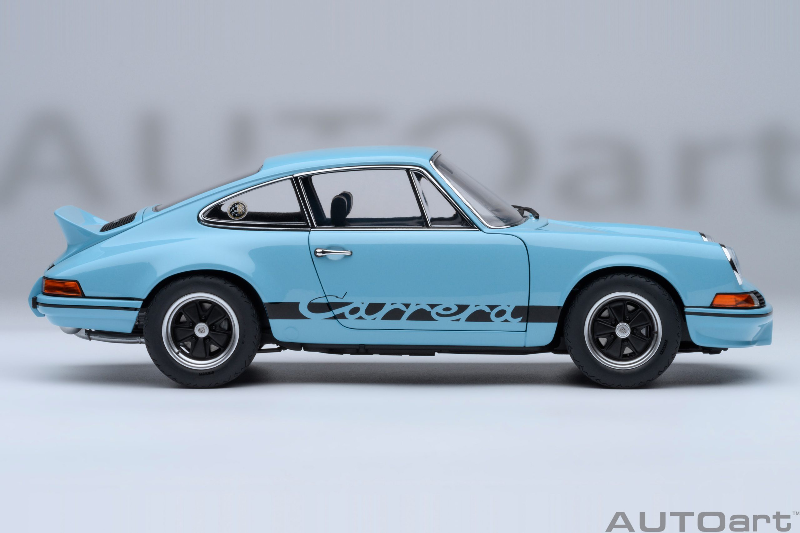 AUTOart 78032 Porsche 911 Carrera RS 2.7 blau (1973)