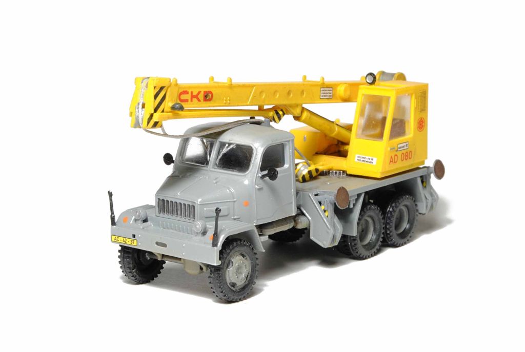 484 Praga V3S AD-080
