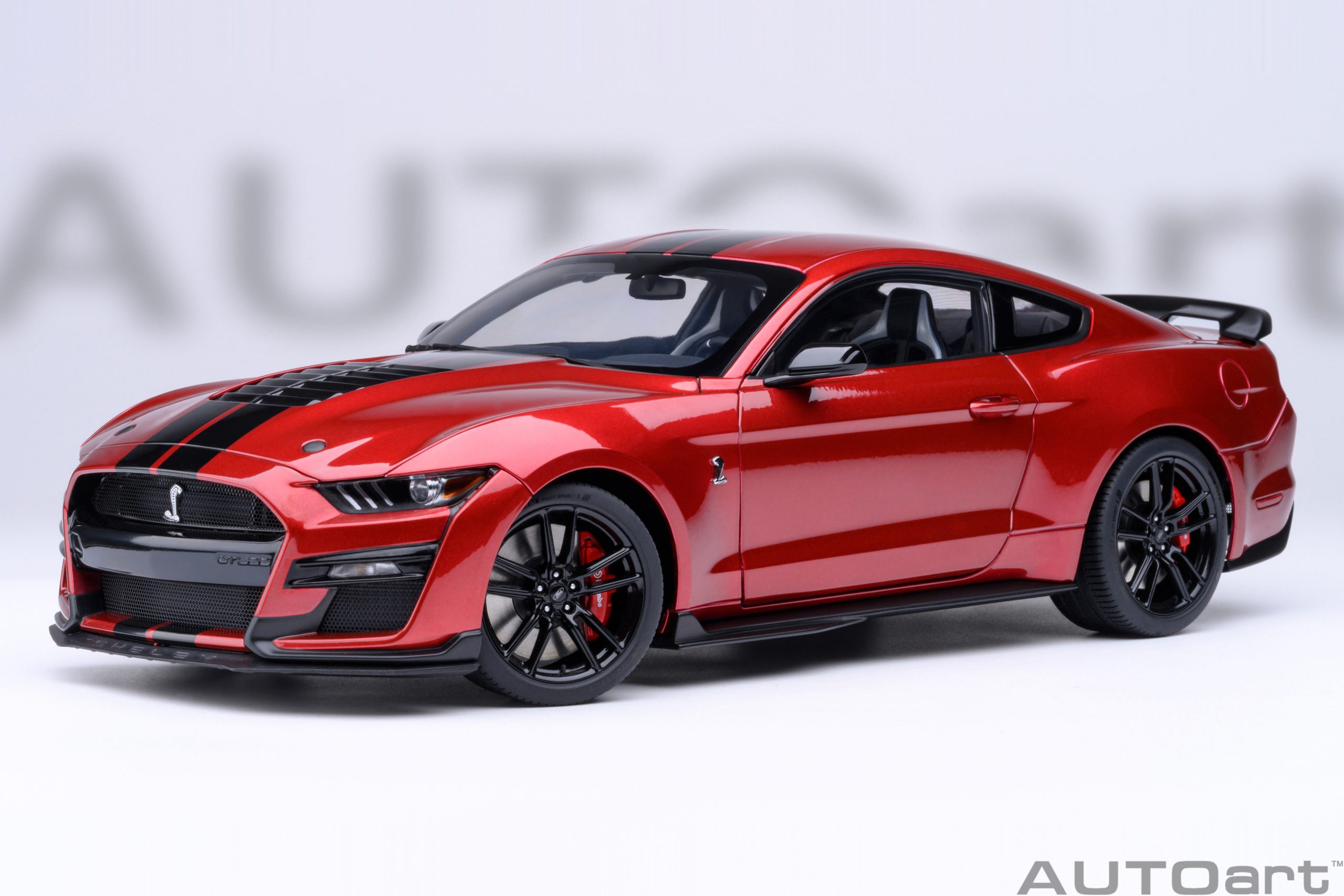 73098 Ford Mustang Shelby GT500 - red