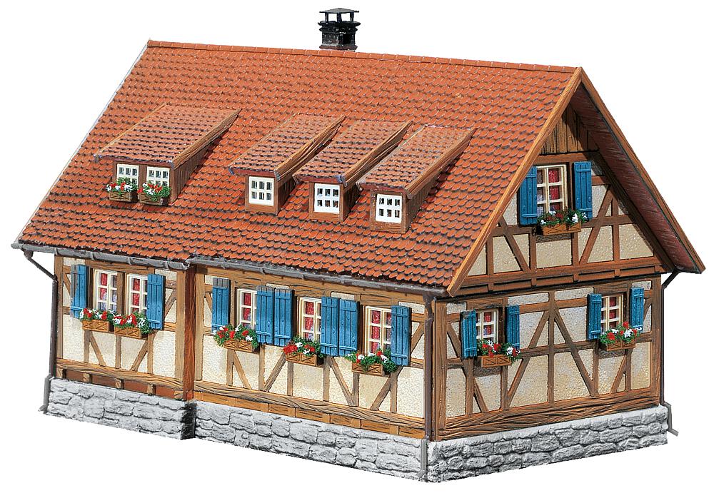 130270 Ländliches Fachwerkhaus