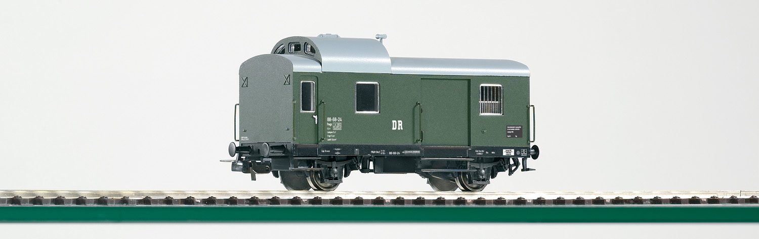 53235 DR Gepäckwagen 2-achs Ep.3