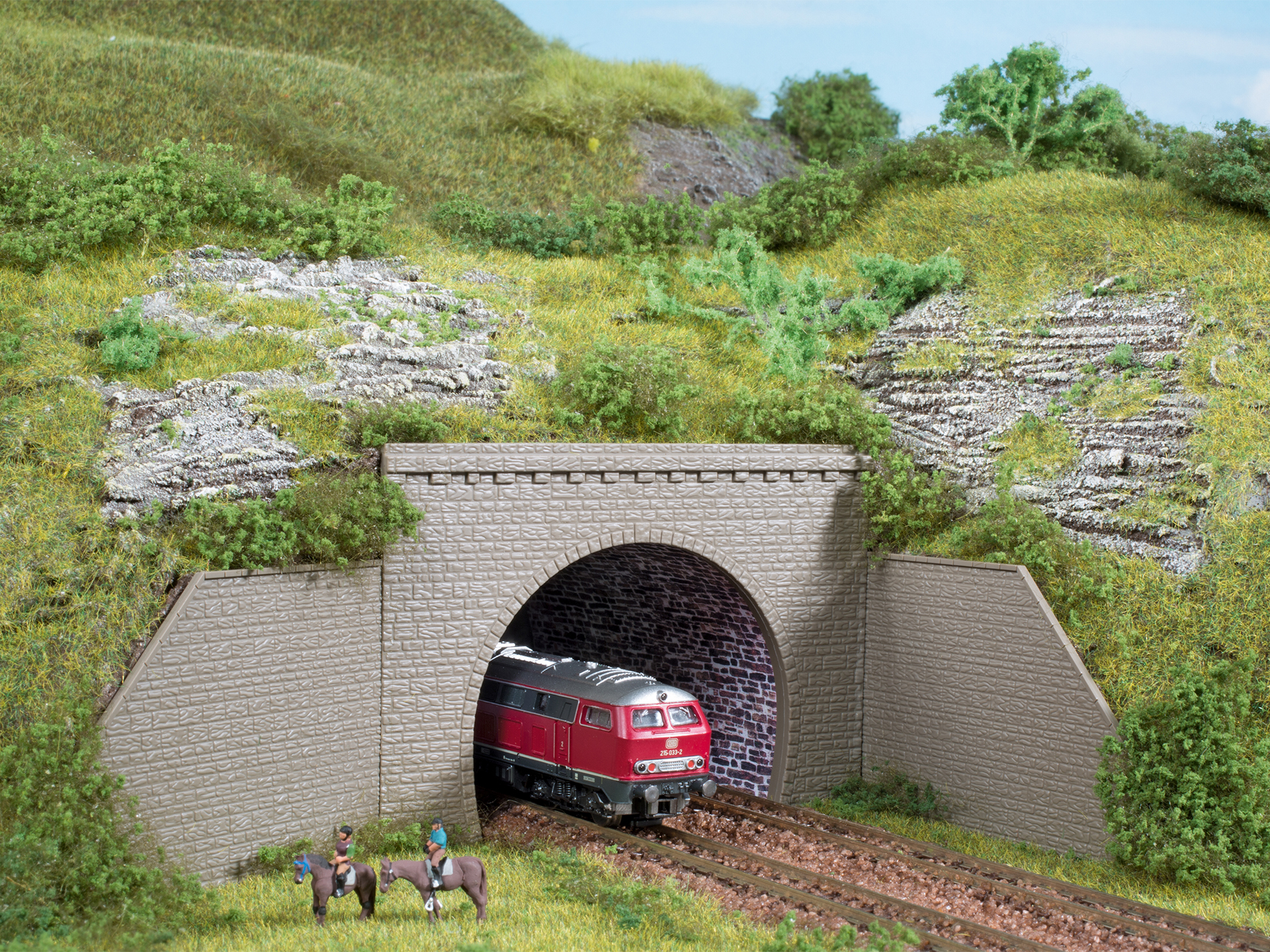 44636 Tunnelportale zweigleisig