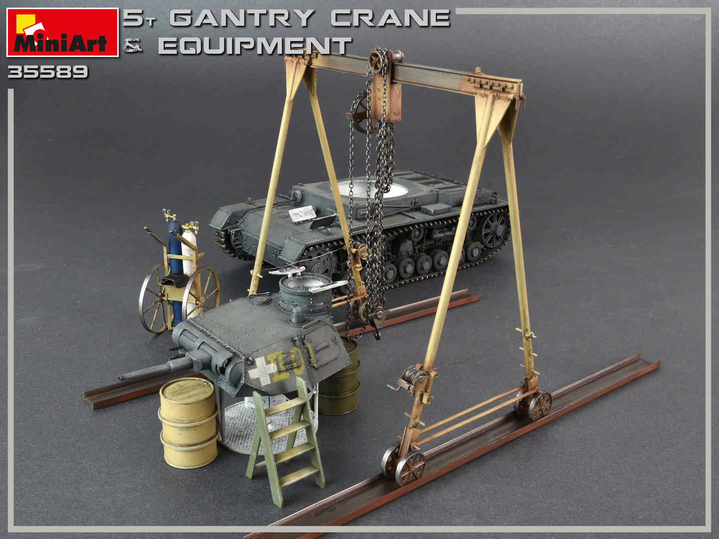 MiniArt 35589 5t Portalkran & Equipment