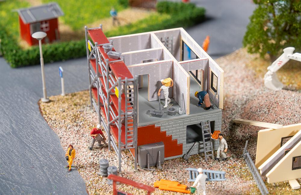 232149 Fertighaus im Bau