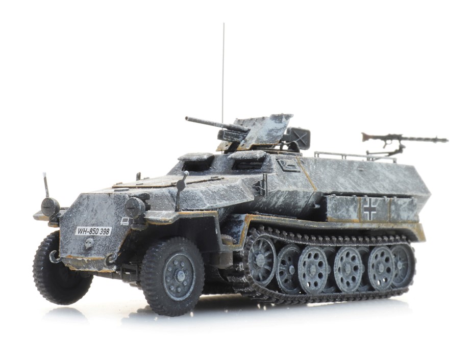 6870527 Sd.Kfz. 251/10 Ausf. C 3.7cm Pak winter