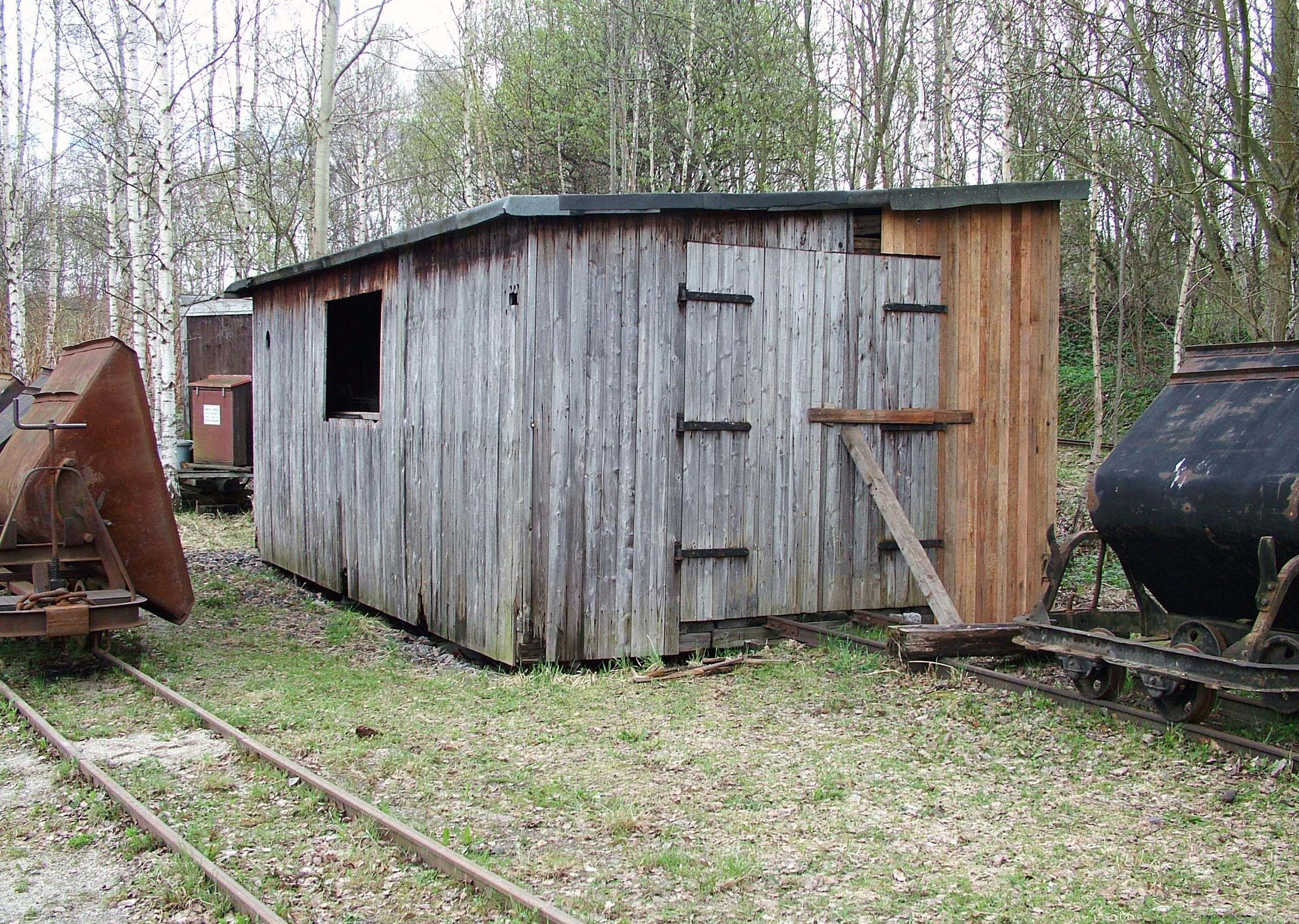 12380 Feldbahn Lokschuppen