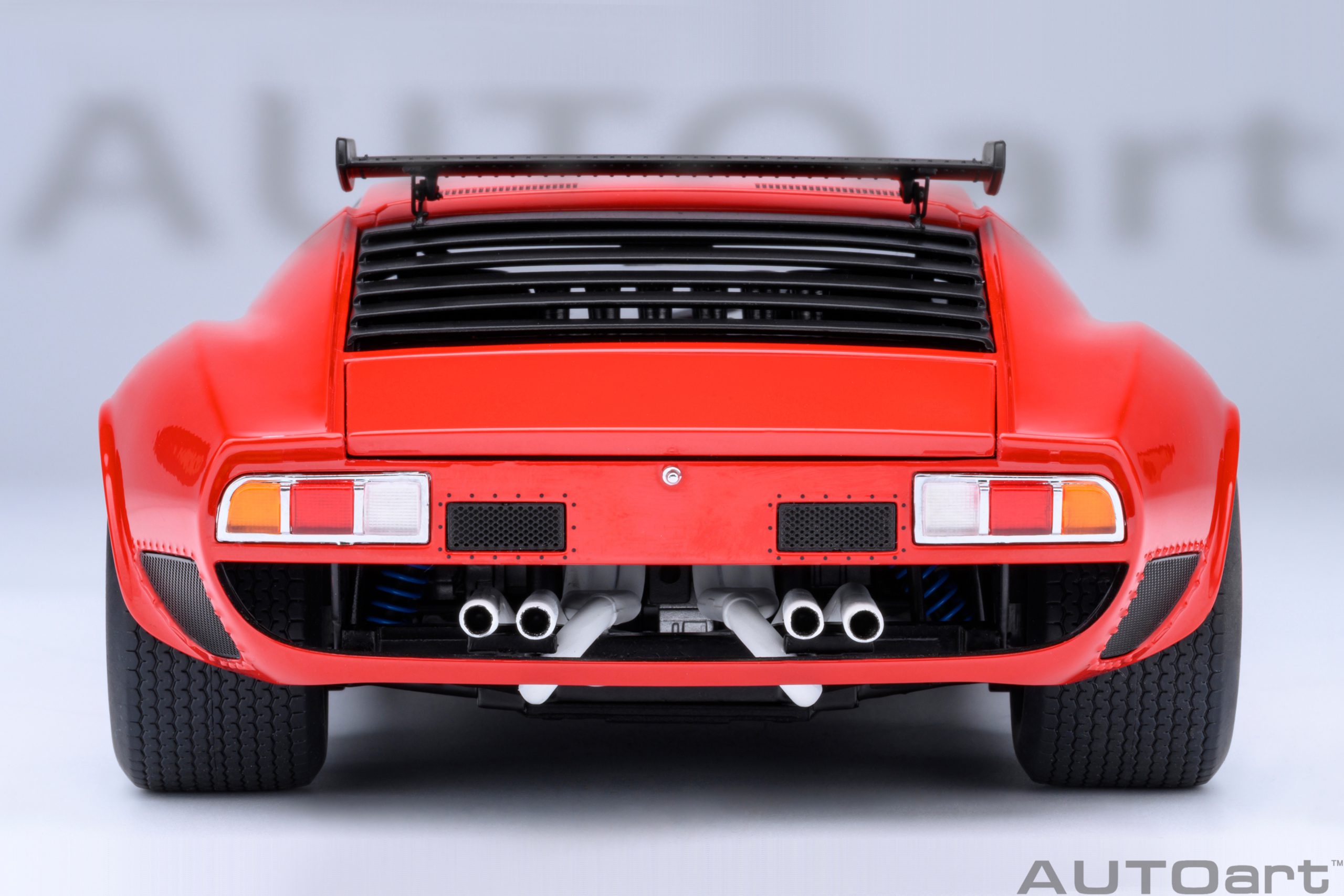 AUTOart 79171 Lamborghini Miura Jota SVR 1968 rot