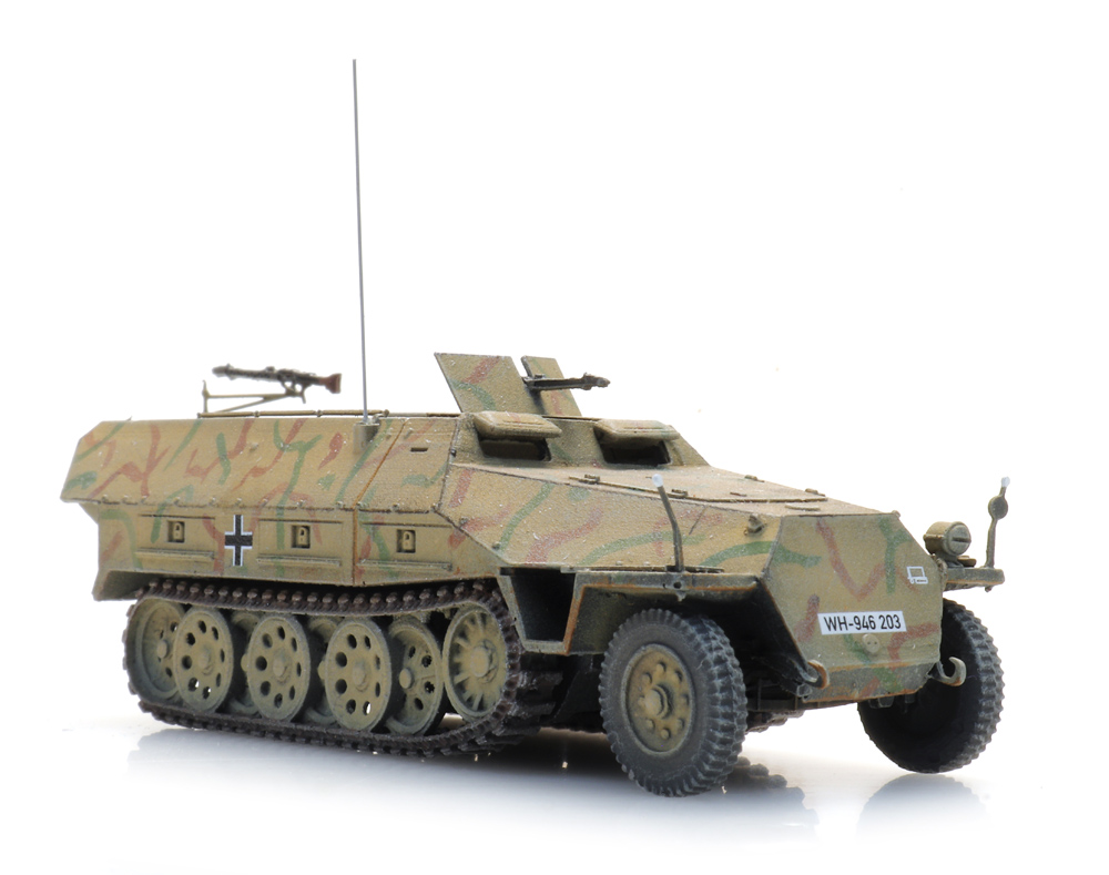 6870474 WM Sdkfz 251/1 D Camo