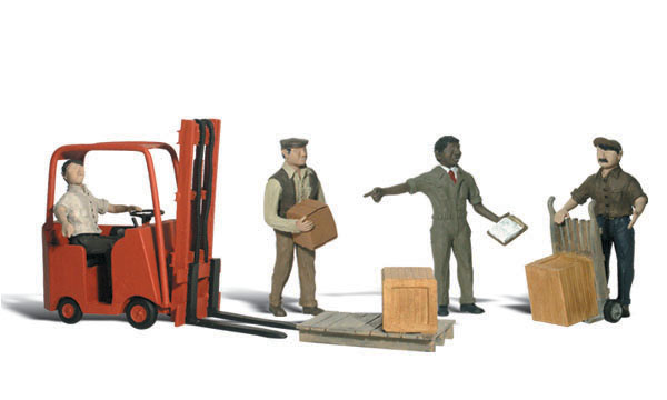 WA1911 HO Workers W/Forklift