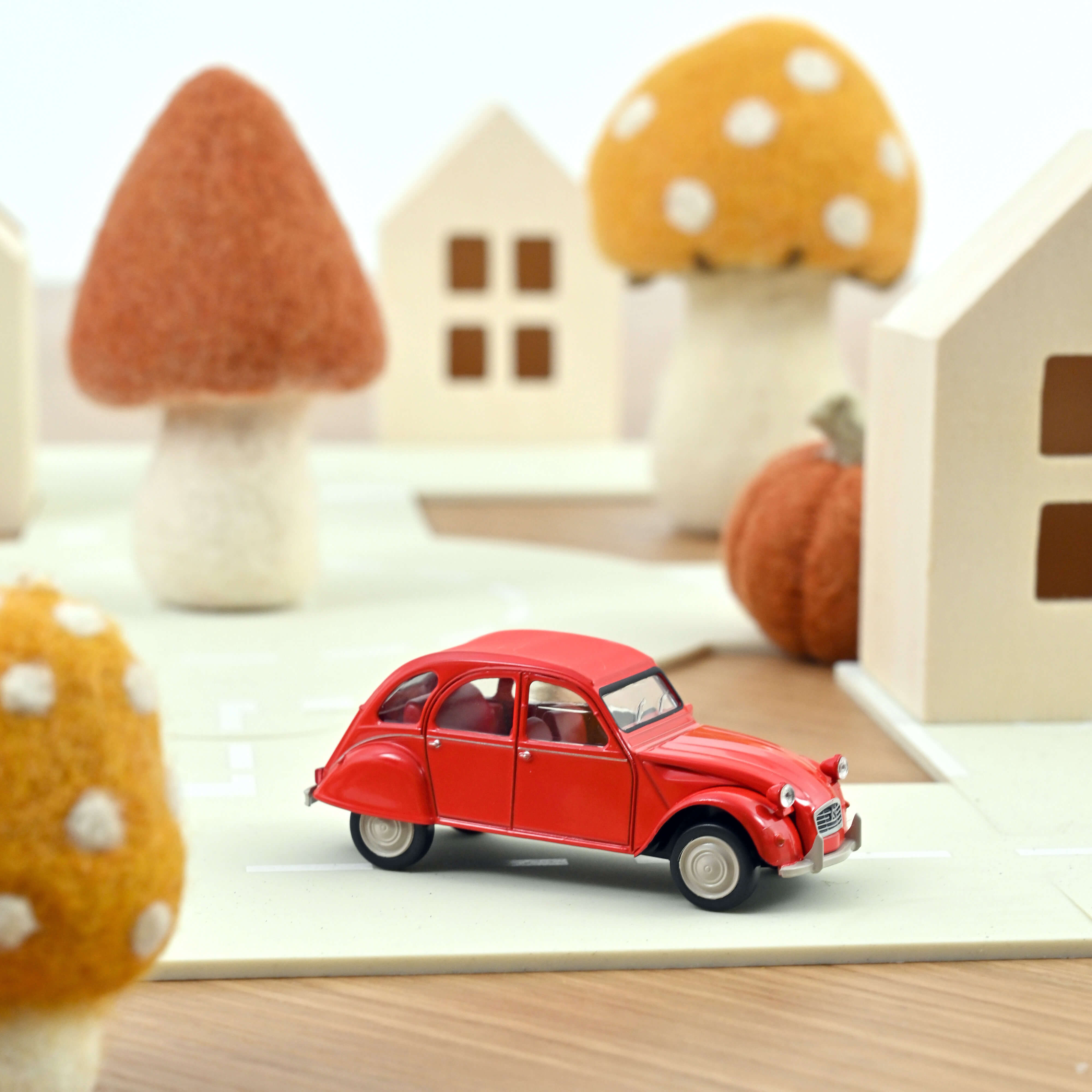150515 JetCar: Citroen 2CV rot (1978)