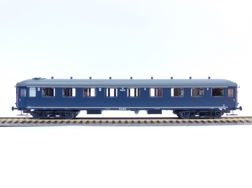 Exact-train 10030 NS Personenwagen AB6240 1./2.Kl. Ep.3