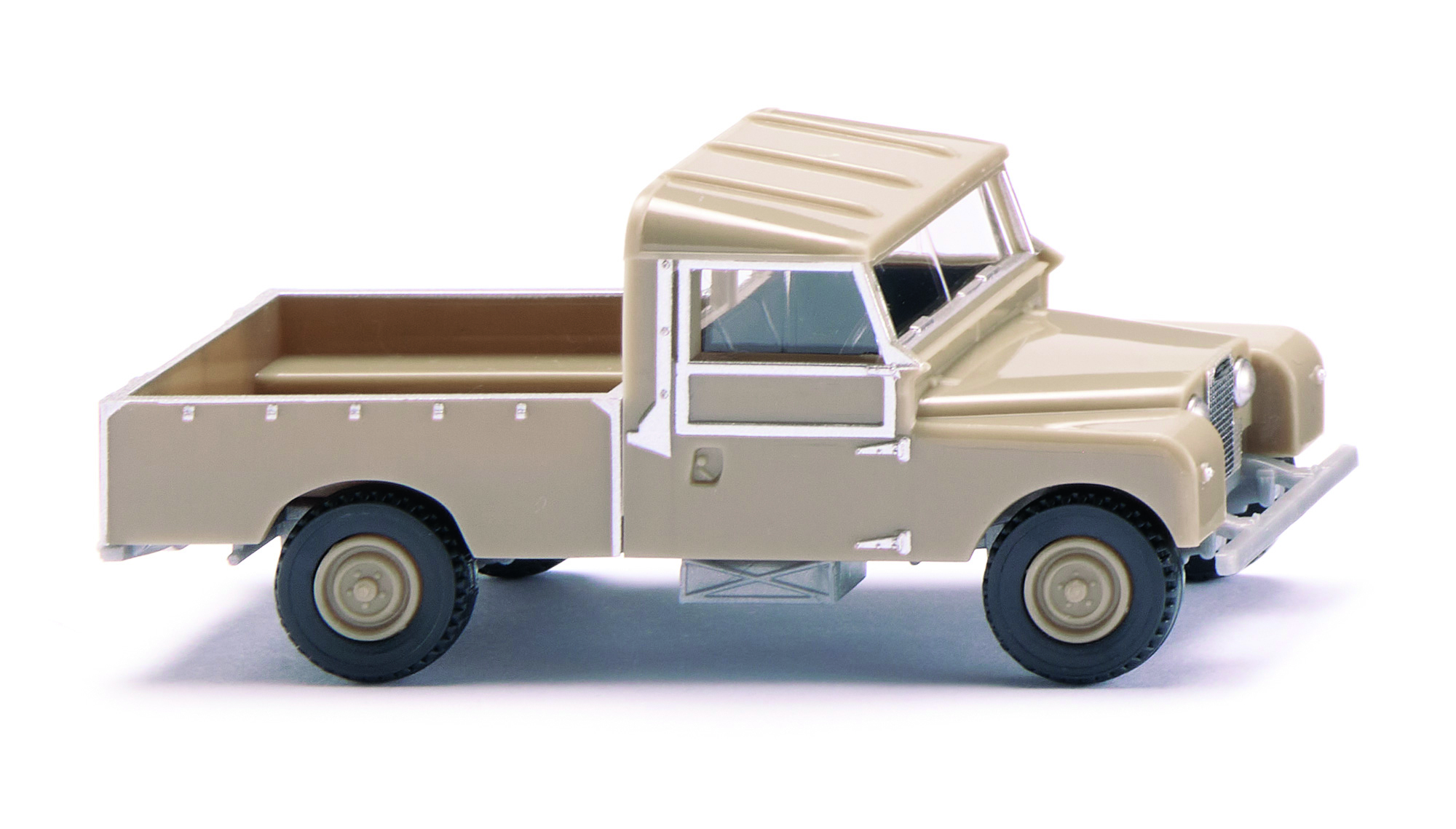 010703 Land Rover 107 Pickup cremebeige