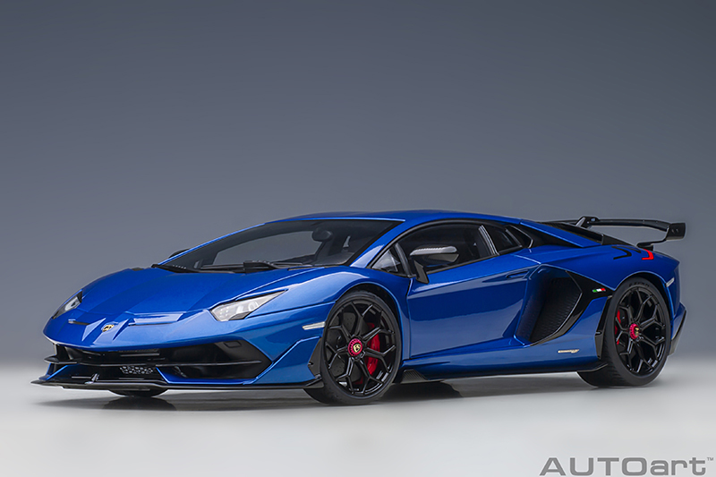 79174 Lamborghini Aventador SVJ  met.blau