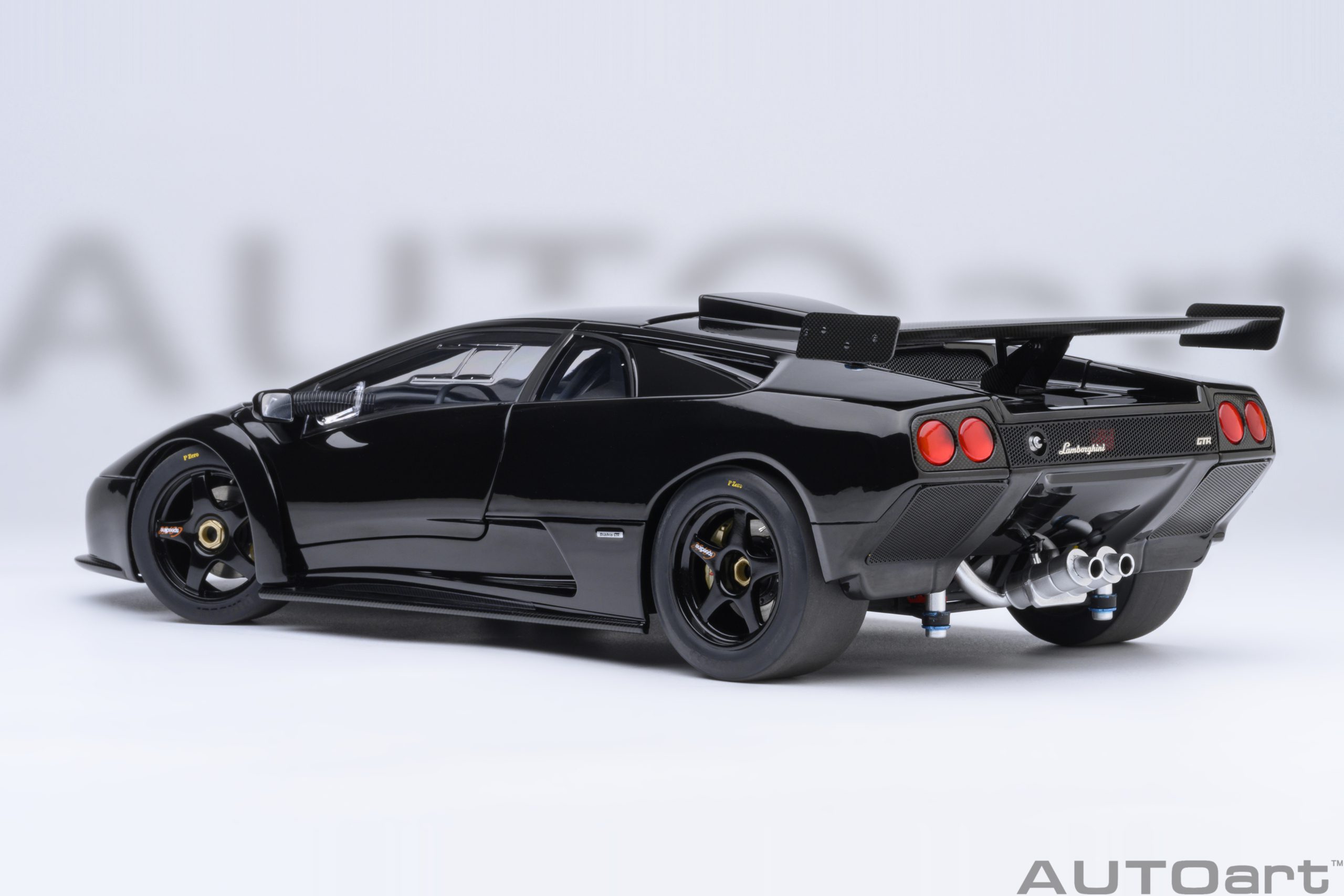 AUTOart 79137 Lamborghini Diablo GT-R deep black